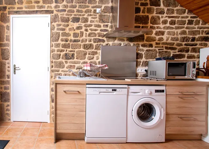 Nocleg ze śniadaniem La Mancelliere De Montjoie D'hotes Et Saint-Michel-de-Montjoie