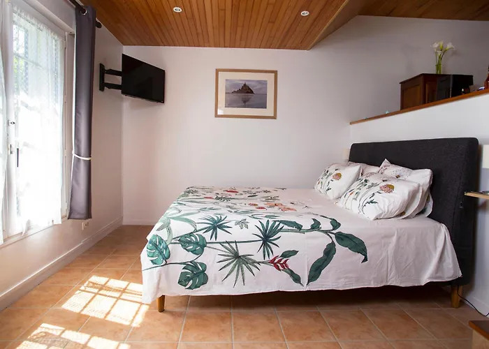 La Mancelliere De Montjoie D'hotes Et Saint-Michel-de-Montjoie