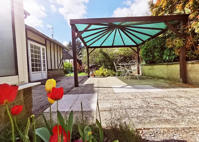 Nocleg ze śniadaniem La Mancelliere De Montjoie D'hotes Et *